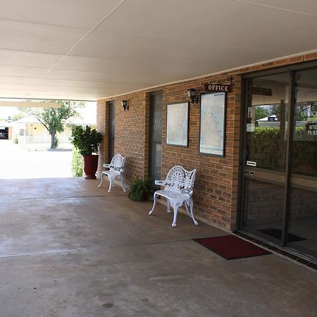 Mid Town Inn Narrabri Kültér fotó