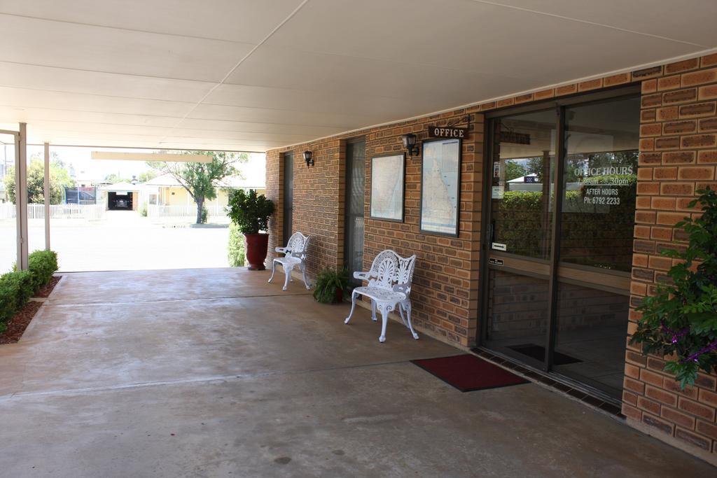 Mid Town Inn Narrabri Kültér fotó