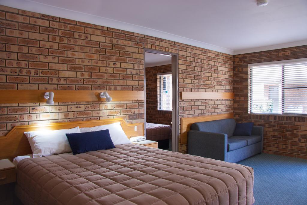Mid Town Inn Narrabri Szoba fotó