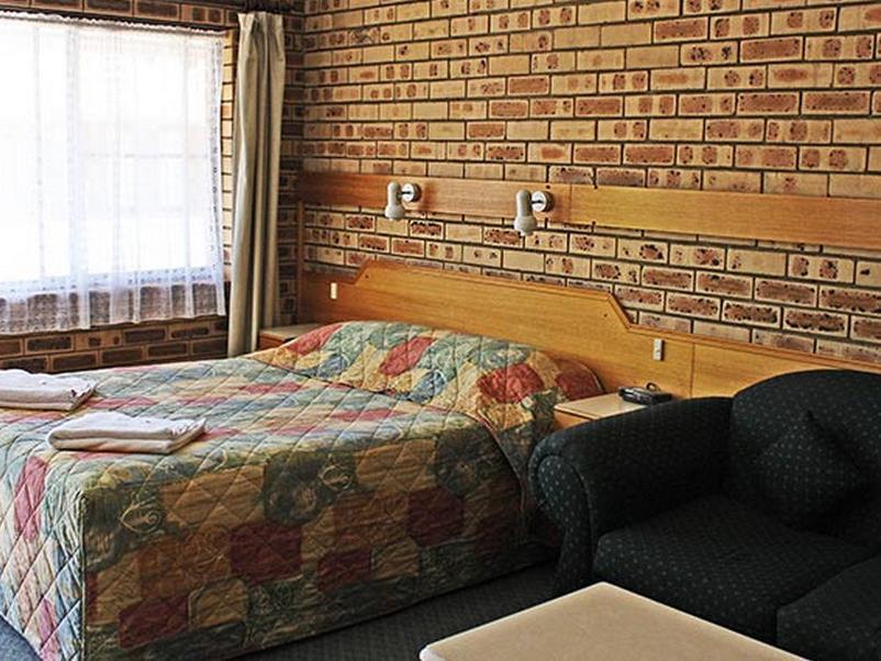 Mid Town Inn Narrabri Kültér fotó