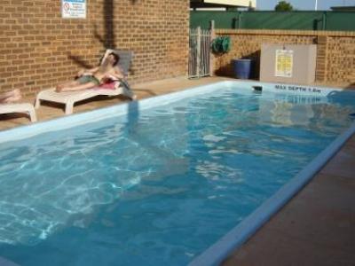 Mid Town Inn Narrabri Kültér fotó